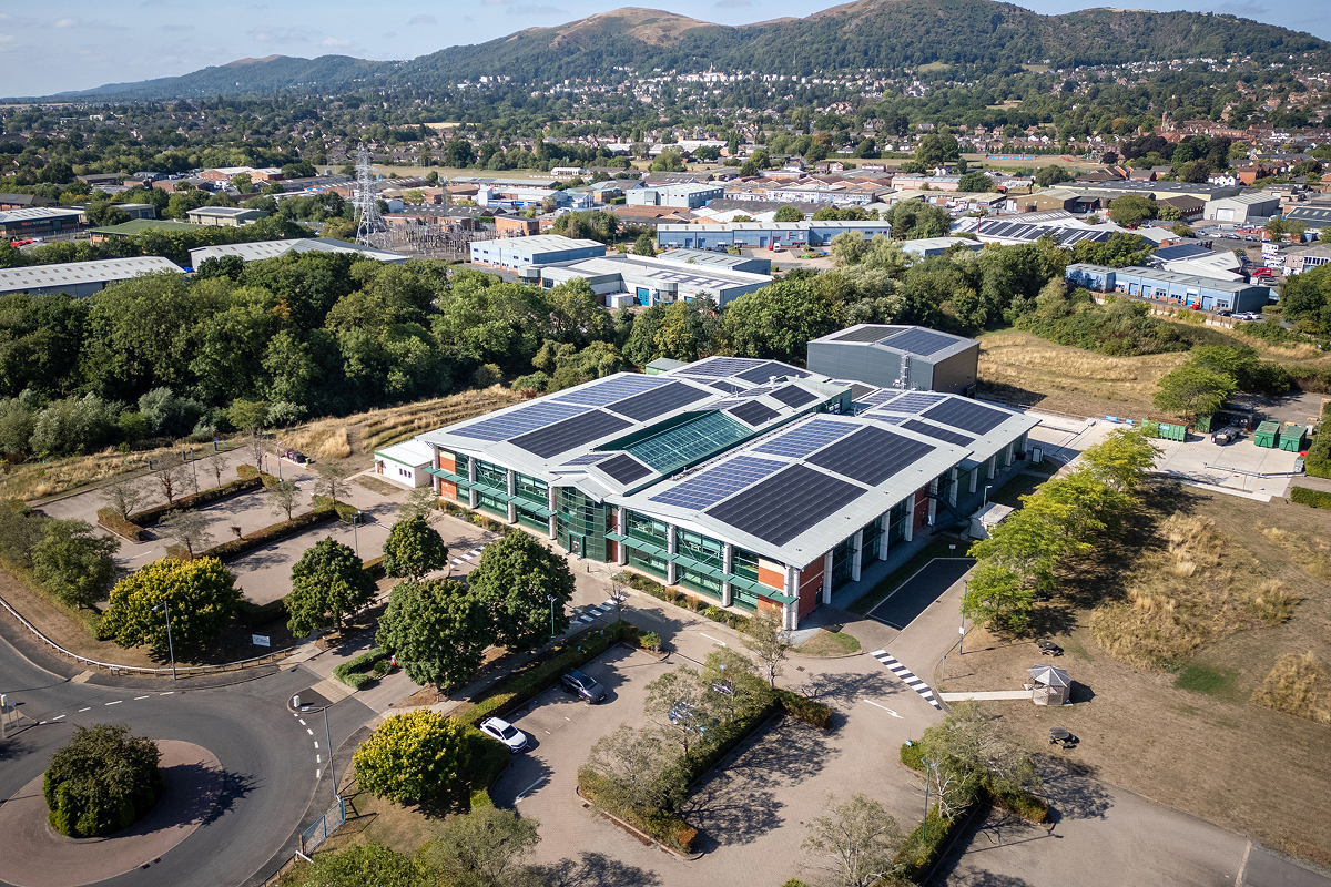 Adjusting Spotlight: Expertise on Complex Losses